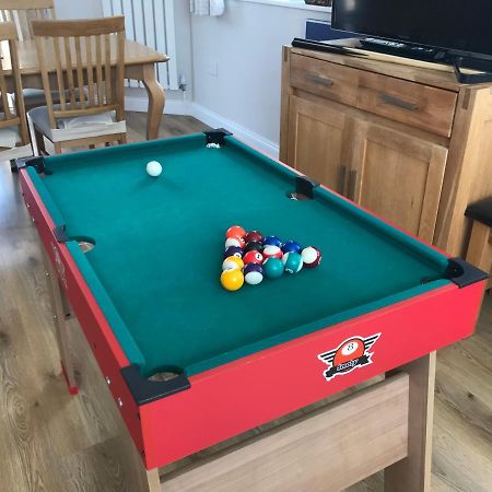 Whitby Spacious Rugby Field Cottage With Off-Street Parking And Ev Fast Point For Electric Cars Екстер'єр фото