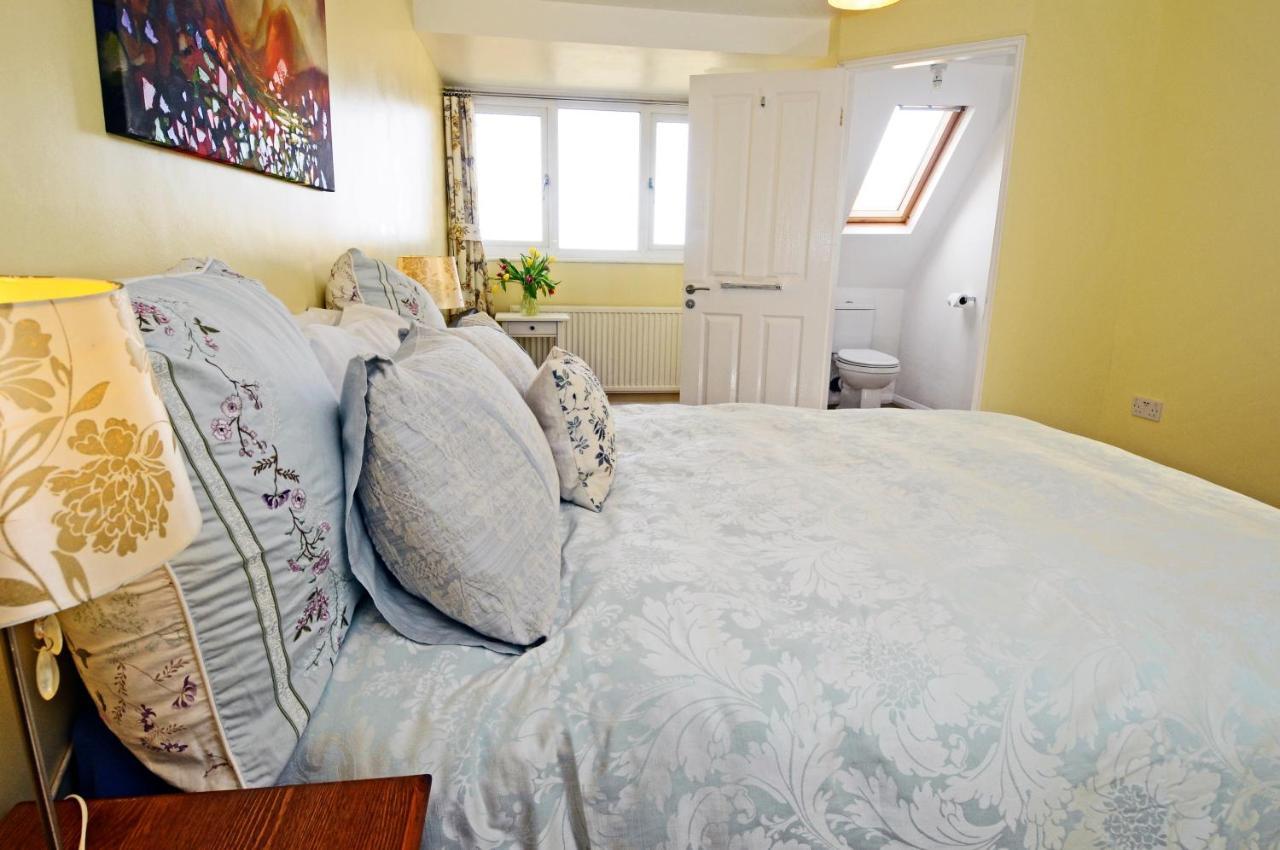 Whitby Spacious Rugby Field Cottage With Off-Street Parking And Ev Fast Point For Electric Cars Екстер'єр фото