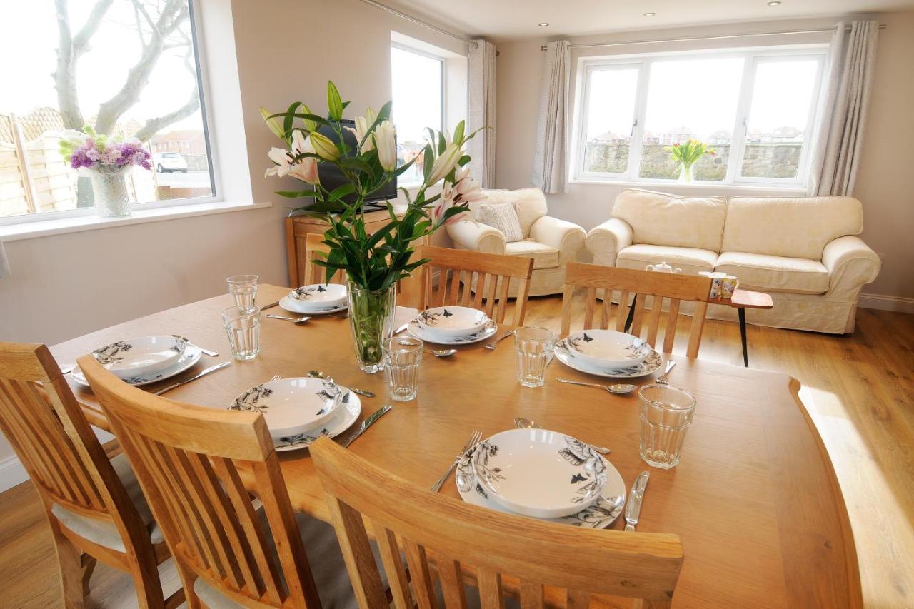 Whitby Spacious Rugby Field Cottage With Off-Street Parking And Ev Fast Point For Electric Cars Екстер'єр фото